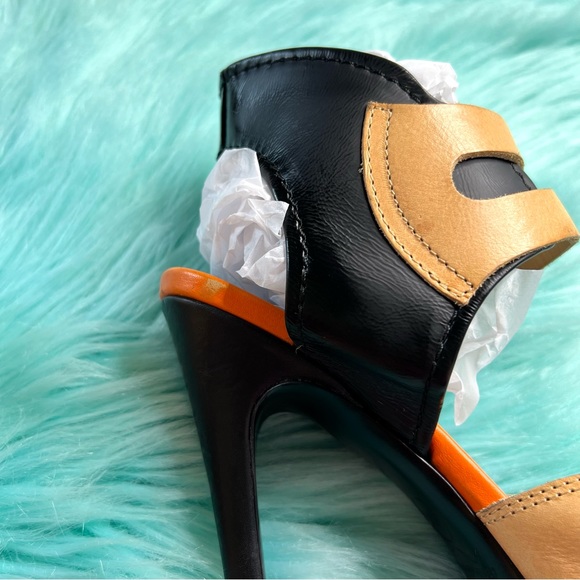 ALEXANDER MCQUEEN Strappy LEATHER Cuff Platform Bootie Sandal Heels Women’s 7 - Picture 10 of 16